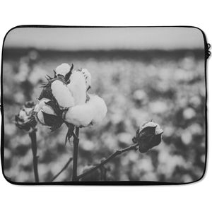 Laptophoes 17 inch - Katoen - Planten - Zwart - Wit - Laptop sleeve - Binnenmaat 42,5x30 cm - Zwarte achterkant