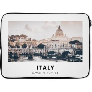 Laptophoes 14 inch - Rome - Skyline - Italië - Zomer - Laptop sleeve - Binnenmaat 34x23,5 cm - Zwarte achterkant