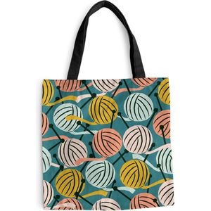 MuchoWow® Schoudertas - Strandtas - Big Shopper - Boodschappentas - Breien - Wol - Patronen - 40x40 cm - Katoenen tas