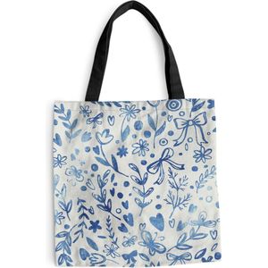 MuchoWow® Schoudertas - Strandtas - Big Shopper - Boodschappentas - Een bloemdessin in blauwe kleuren - 40x40 cm - Katoenen tas
