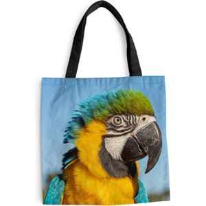 MuchoWow® Schoudertas - Strandtas - Big Shopper - Boodschappentas - Close-up weergave van een papegaai met kleurrijke veren - 40x40 cm - Katoenen tas
