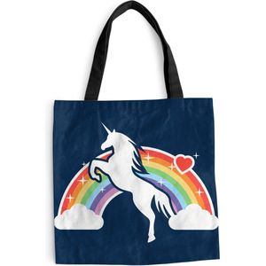 MuchoWow® Schoudertas - Strandtas - Big Shopper - Boodschappentas - Een illustratie van een witte eenhoorn voor een regenboog op een blauwe achtergrond - Meisje - Kind - Kindje - 45x45 cm - Katoenen tas