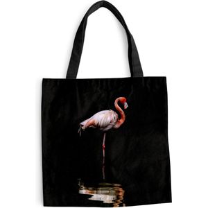 MuchoWow® Schoudertas - Strandtas - Big Shopper - Boodschappentas - Twee flamingo's staan in het water - 45x45 cm - Katoenen tas