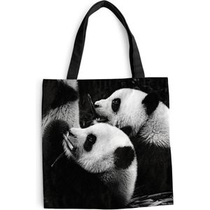 MuchoWow® Schoudertas - Strandtas - Big Shopper - Boodschappentas - Panda's - Zwart - Wit - 45x45 cm - Katoenen tas