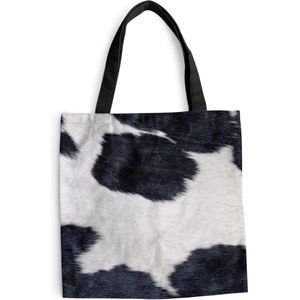 MuchoWow® Schoudertas - Strandtas - Big Shopper - Boodschappentas - Afbeelding van een zwart-witte koeienhuid - 40x40 cm - Katoenen tas