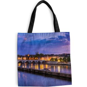 MuchoWow® Schoudertas - Strandtas - Big Shopper - Boodschappentas - Paars - Lucht - Maastricht - 40x40 cm - Katoenen tas