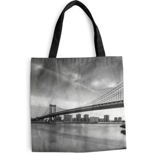 MuchoWow® Schoudertas - Strandtas - Big Shopper - Boodschappentas - East-river, Manhattan -zwart-wit - 45x45 cm - Katoenen tas