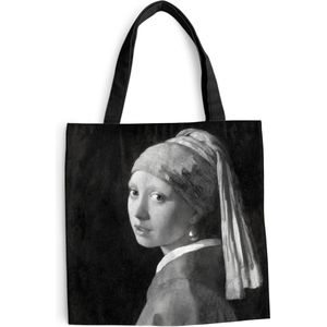 MuchoWow® Schoudertas - Strandtas - Big Shopper - Boodschappentas - Meisje met de Parel - Schilderij van Johannes Vermeer - zwart wit - 40x40 cm - Katoenen tas