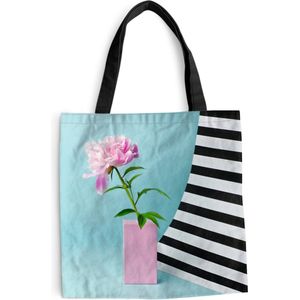 MuchoWow® Schoudertas - Strandtas - Big Shopper - Boodschappentas - Roze pioenroos met een blauwe achtergrond - 45x45 cm - Katoenen tas