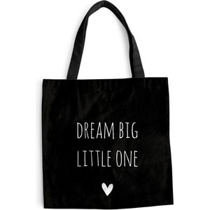 MuchoWow® Schoudertas - Strandtas - Big Shopper - Boodschappentas - Engelse quote ""Dream big little one"" met een hartje tegen een zwarte achtergrond - 40x40 cm - Katoenen tas