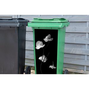 Container sticker Orchidee - Bloemen - Zwart - Wit - Stilleven - 44x98 cm - Kliko sticker