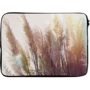 Laptophoes 14 inch - Stilleven - Kleuren - Riet - Laptop sleeve - Binnenmaat 34x23,5 cm - Zwarte achterkant