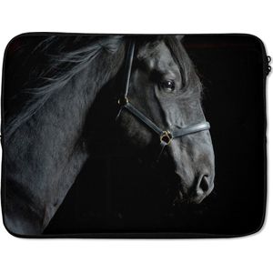 Laptophoes 17 inch - Paard - Licht - Zwart - Laptop sleeve - Binnenmaat 42,5x30 cm - Zwarte achterkant
