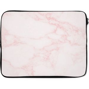 Laptophoes 15.6 inch - Marmer print - Textuur - Roze - Chic - Laptop sleeve - Binnenmaat 39,5x29,5 cm - Zwarte achterkant