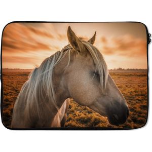 Laptophoes 14 inch - Paard - Dieren - Portret - Laptop sleeve - Binnenmaat 34x23,5 cm - Zwarte achterkant