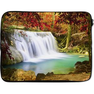 Laptophoes 17 inch - Herfst - Waterval - Natuur - Laptop sleeve - Binnenmaat 42,5x30 cm - Zwarte achterkant