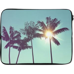 Laptophoes 15.6 inch - Palmbomen - Zomer - Zon - Laptop sleeve - Binnenmaat 39,5x29,5 cm - Zwarte achterkant