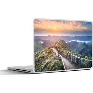 Laptop sticker - 13.3 inch - Bergen - Zon - Natuur - 31x22,5cm - Laptopstickers - Laptop skin - Cover