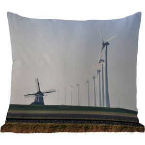 Sierkussen Buiten - Windmolens in Eemshaven - 60x60 cm - Weerbestendig