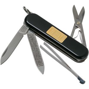 Victorinox Classic Taschenmesser (7 Funktionen, Schere, Nagelfeile mit Nagelreiniger, Klinge, Pinzette)