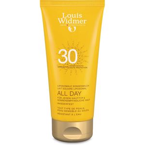 Louis Widmer Sun All Day Beschermingsfactor 30 Familypack Voordeeltube Ongeparfumeerd  200ml