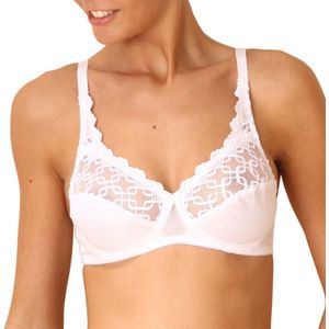 TRIUMPH - Letizia - Omsluitende BH - Wit - 77% Polyester - OEKO-TEX® Standard 100