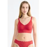 Sloggi - Zero Feel - Kanten Top - Rood - Bh Top met Smalle Bandjes - Uitneembare Vulling