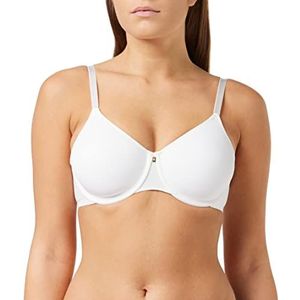 Triumph Minimizer-BH Body Make-Up Essentials