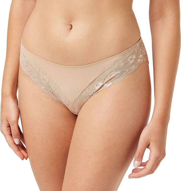 Triumph - Lovely Micro - Tai Slipjes - Zwart - 80% Polyamide - 20% Elastaan