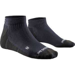 X-Socks Core Sport Crew Sokken - Optimaal comfort, bescherming en duurzaamheid voor hardlopen, fietsen en wintersport, voor betere sportprestaties - Zwart/Wit, 45-47