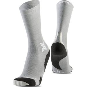 X-SOCKS - Run Discover Merino Crew - Hardloopsokken - Seal Grey/Light Sand