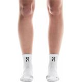 On Running - Performance Run Sock Mid - Hardloopsok - White Glacier