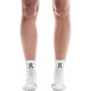On Running - Performance Run Sock Mid - Hardloopsok - White Glacier