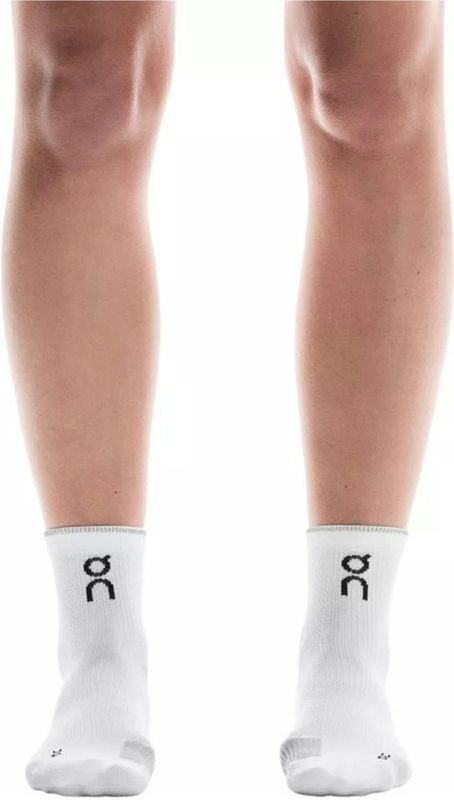 On Running - Performance Run Sock Mid - Hardloopsok - White Glacier