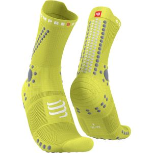 Compressport - Pro Racing Sock v4.0 Trail - Sportsokken - Grijs/Roze - Unisex