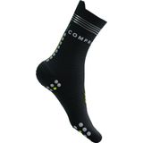 Compressport - Pro Racing Socks v4.0 Run High Flash - Hardloopsokken - Zwart/Fluo Geel