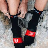 Compressport - Ultra Trail Socks V2.0 - Trailrunsokken - Zwart/Wit/Rood