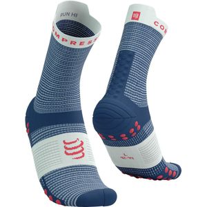 Compressport - Pro Racing Socks V4.0 Run High - Hardloopsokken - Blues/Sugar