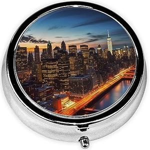 New York City Scenery Print Ronde Pillendoos 3 Compartimenten Geneeskunde Pillendoosje Draagbare Pillencontainer voor Dagelijkse Geneeskunde Supplement Vitamine