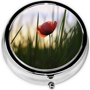 Rode klaproos in bloei print ronde pillendoos 3 compartimenten geneeskunde pillendoosje draagbare pillencontainer voor dagelijkse geneeskunde supplement vitamine