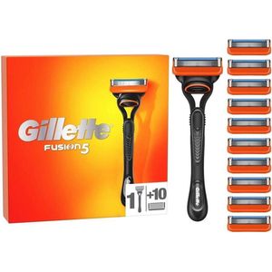 GILLETTE FUSION SCHEERSYSTEEM MET 10 NAVULMESJES