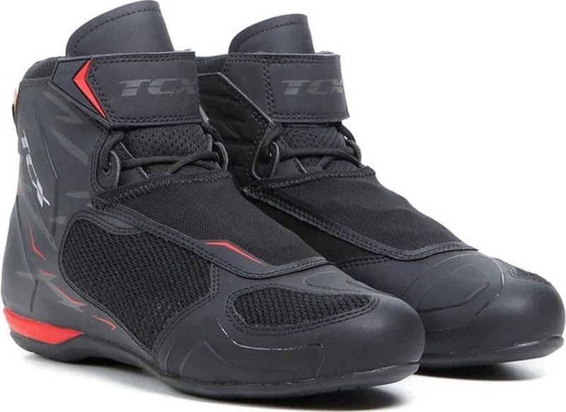 TCX R04D WP Air Black Red Laars