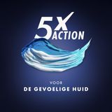 Gillette Fusion Scheergel - Met Amandelolie - Voor De Gevoelige Huid - voordeelverpakking 6 x 200ml