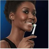 Oral-B Elektrische Zahnb�rste Pro1 Black + Extra Brush Head