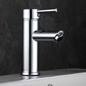GAVAER Badkamerkraan, hoogwaardige moderne wastafelarmatuur met hoogwaardig metalen design en warme en koude verstelbare wastafelkraan voor badkamer wastafel