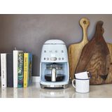 SMEG DCF02PBEU - Filterkoffiemachine - Pastelblauw - Warmhoudfunctie