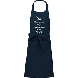 Mijncadeautje - Luxe schort - Een echte kok flikkert alles in de wok -navy /  blauw