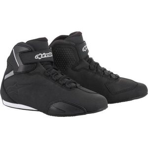Alpinestars Alpinestars Sektor Motorradschuhe schwarz Motorradstiefel (Packung, Antistatische und Öl- und Benzinfeste Sohle)
