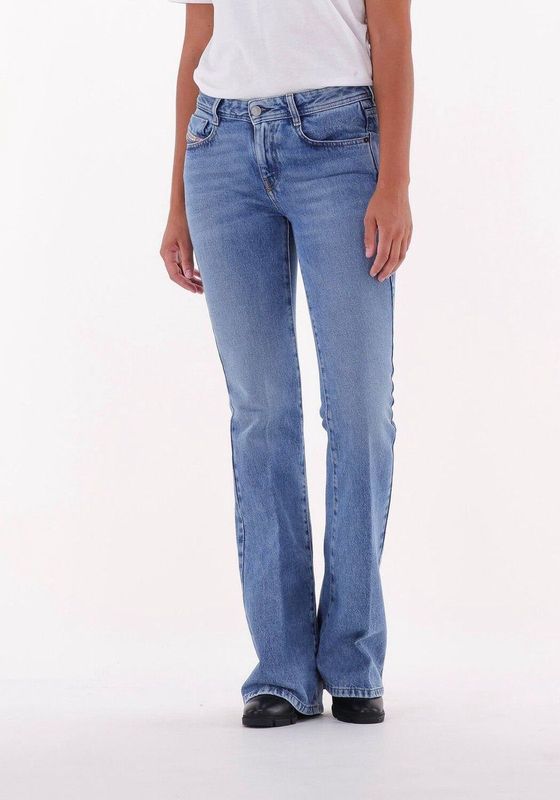 Diesel - D-Ebbey Bootcut Jeans - Blauw - Denim