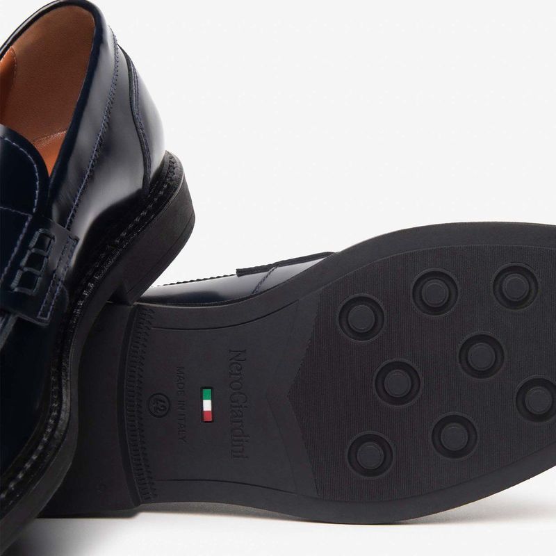 NeroGiardini - E500600U - Instapper - Blauw - Ademend Leder